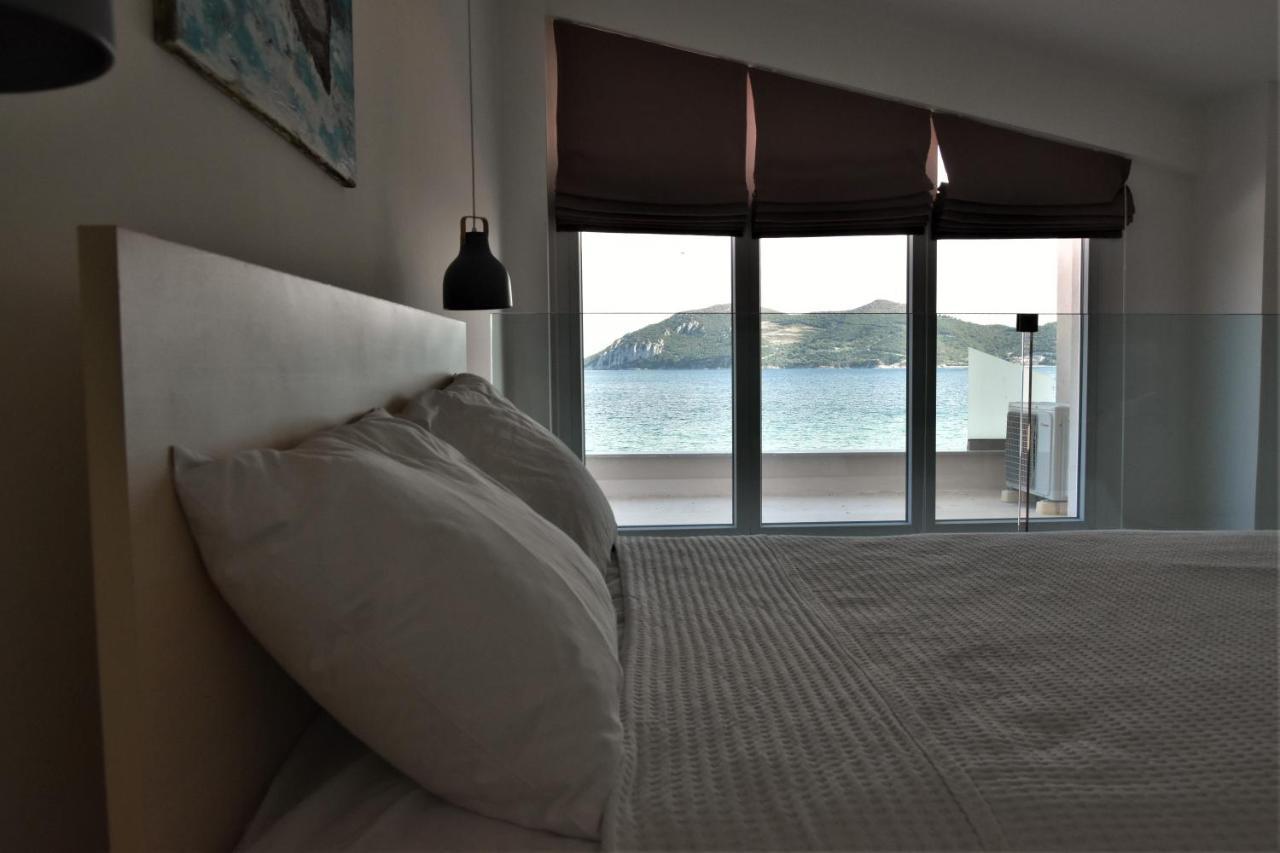 Steleni Seaside Apartments Nea Iraklitsa Bagian luar foto