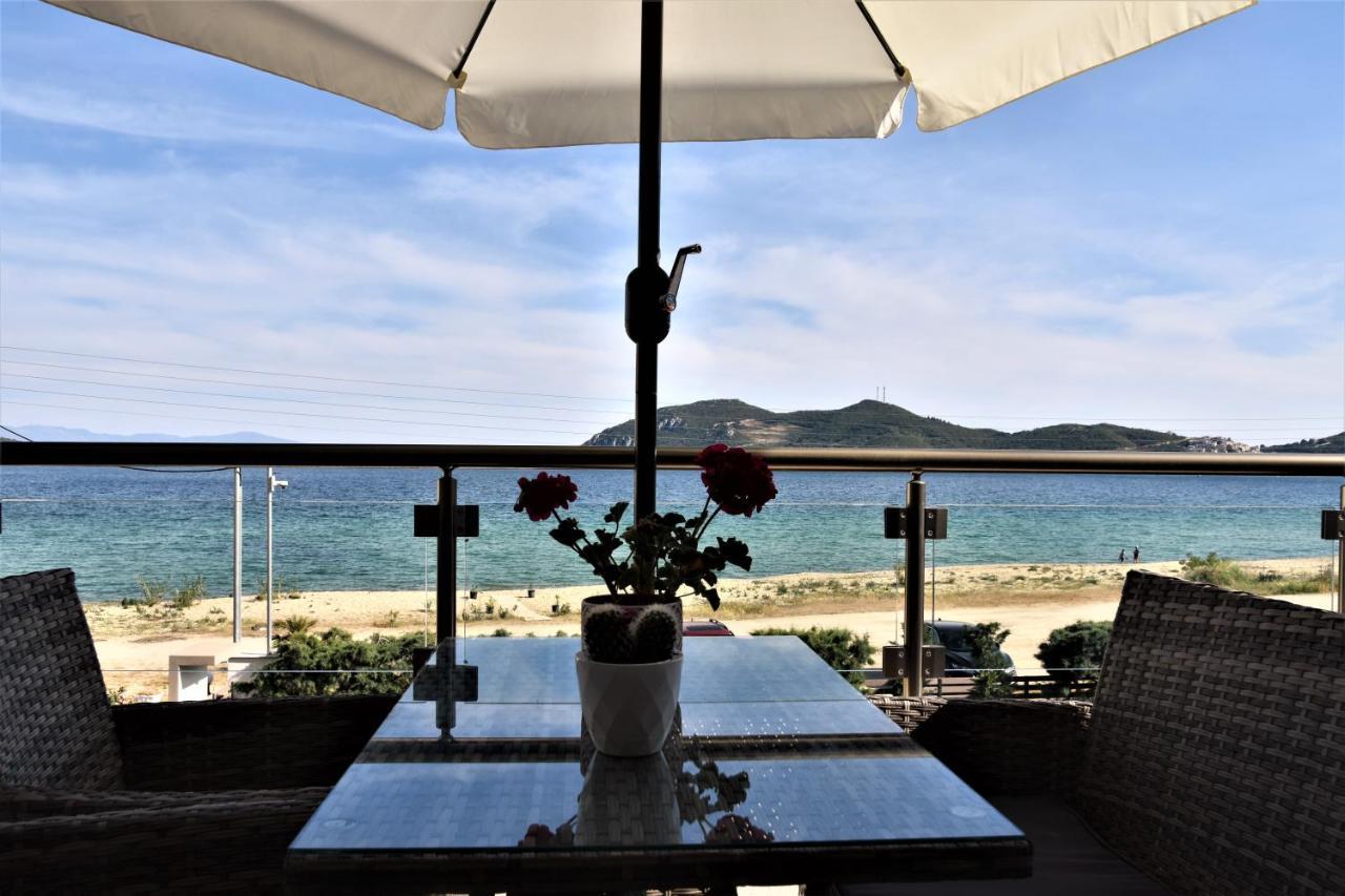 Steleni Seaside Apartments Nea Iraklitsa Bagian luar foto