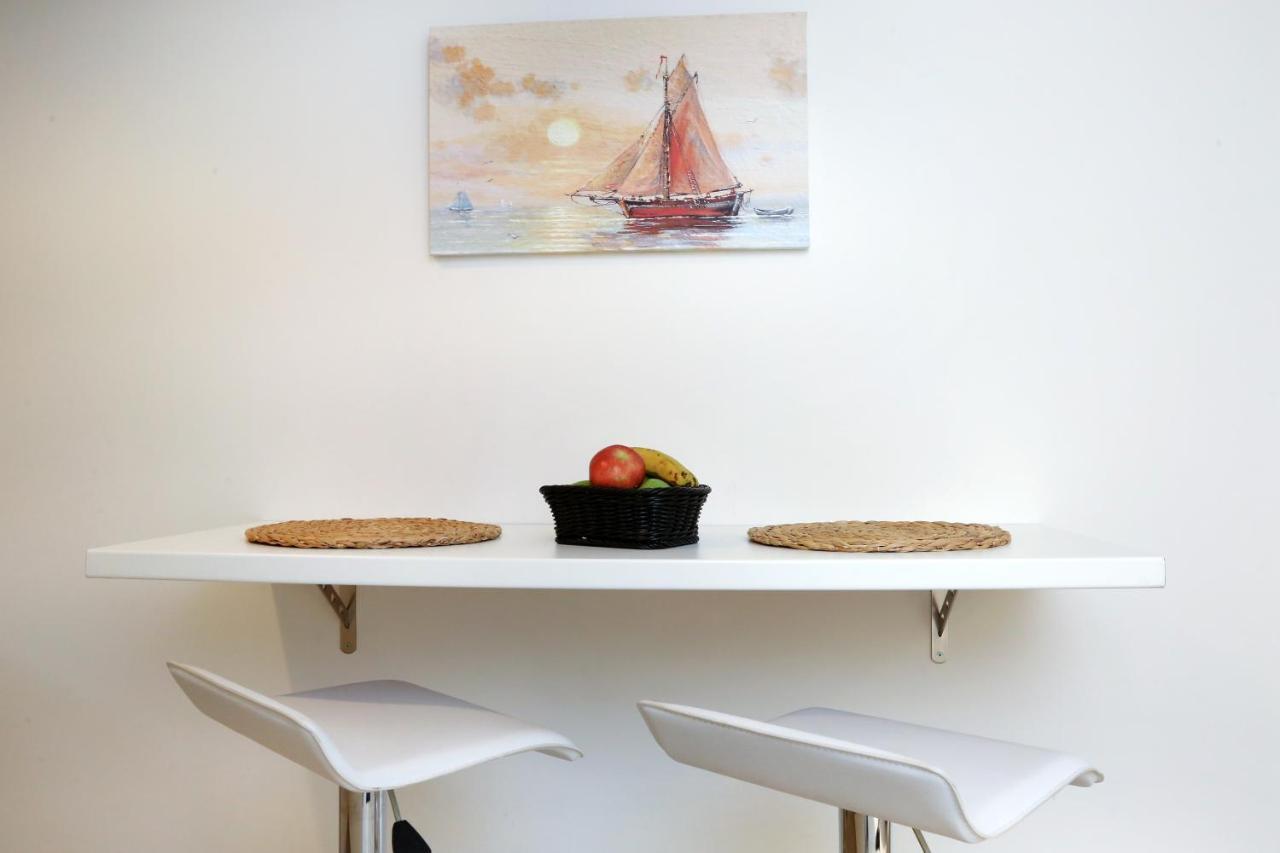 Steleni Seaside Apartments Nea Iraklitsa Bagian luar foto