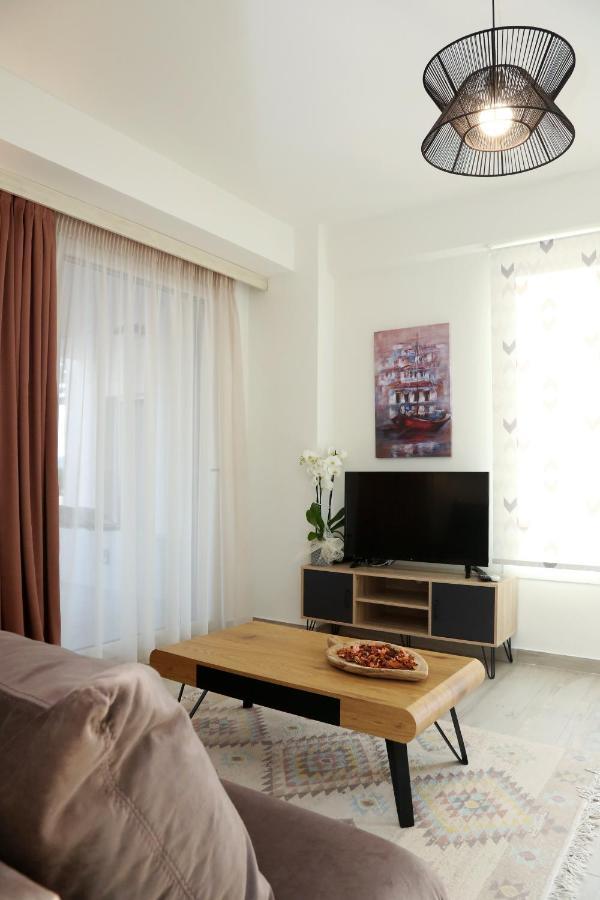 Steleni Seaside Apartments Nea Iraklitsa Bagian luar foto