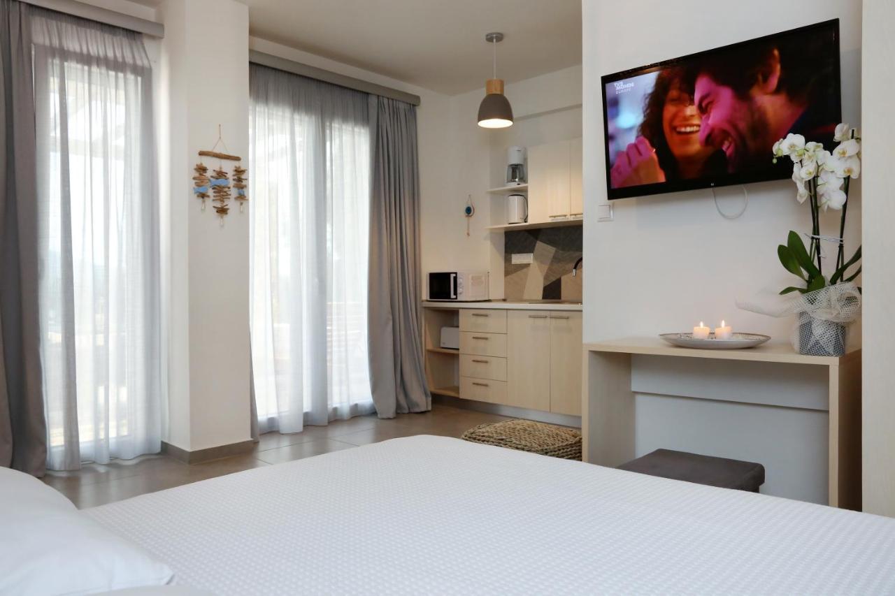 Steleni Seaside Apartments Nea Iraklitsa Bagian luar foto