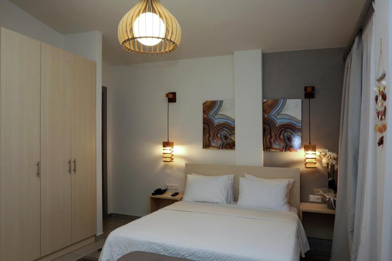 Steleni Seaside Apartments Nea Iraklitsa Bagian luar foto