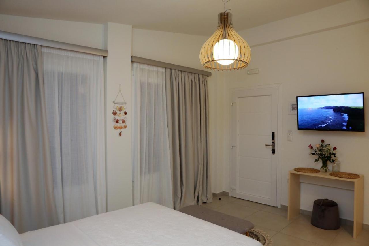 Steleni Seaside Apartments Nea Iraklitsa Bagian luar foto